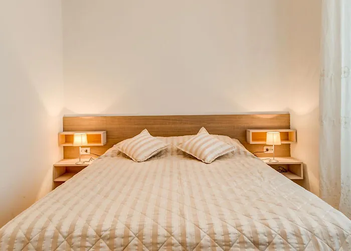 Oscar Apartment Split